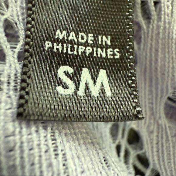 Hot Topic Lilac Purple Lace Bralette with Yellow Floral Daisy Accents Size SM - Picture 5 of 5